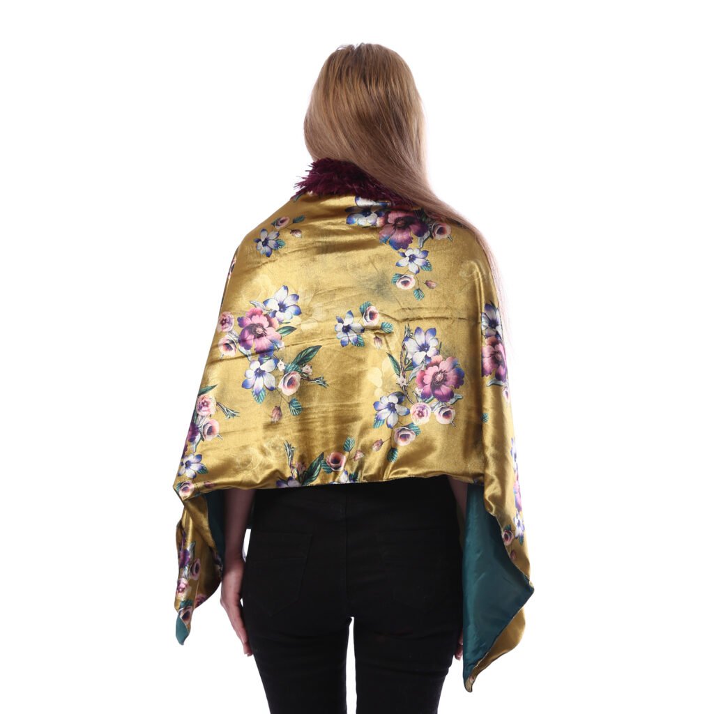 Buttoned Luxurious Velvet Shawl Fur Collar