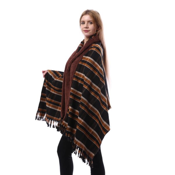Buttoned Checks Gogh Wool Shwal Fur Collar