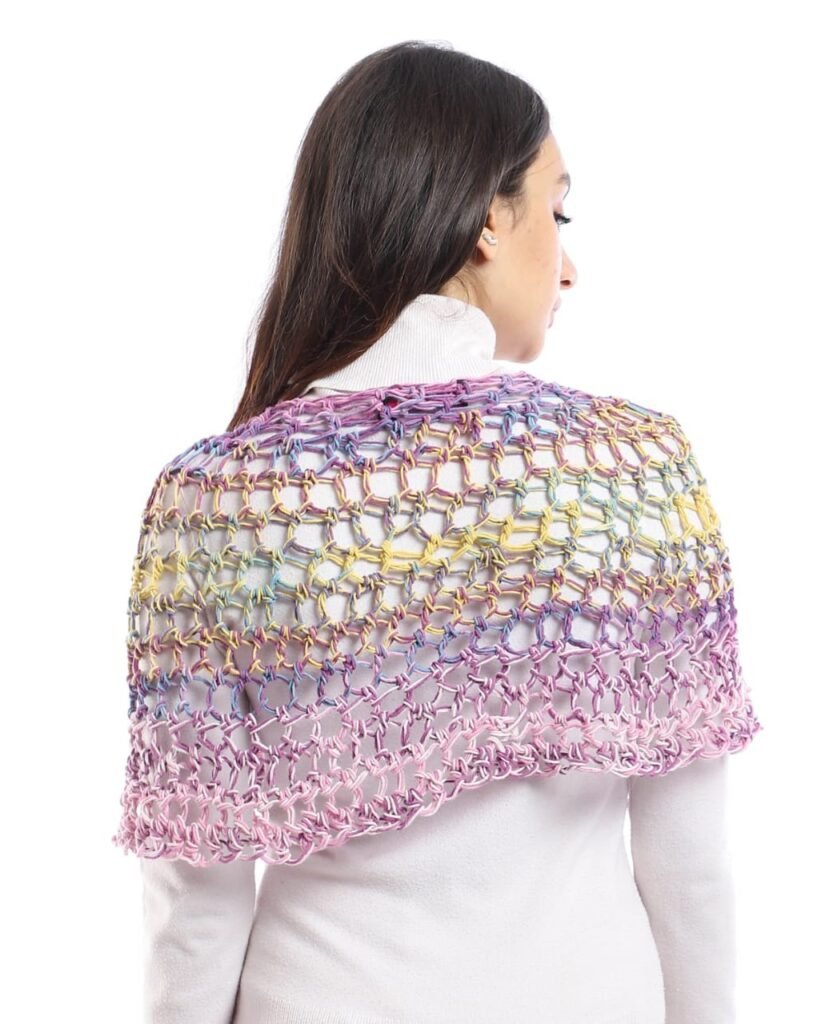 Wool Mesh Capa Capelet  Poncho  Crochet Handmade