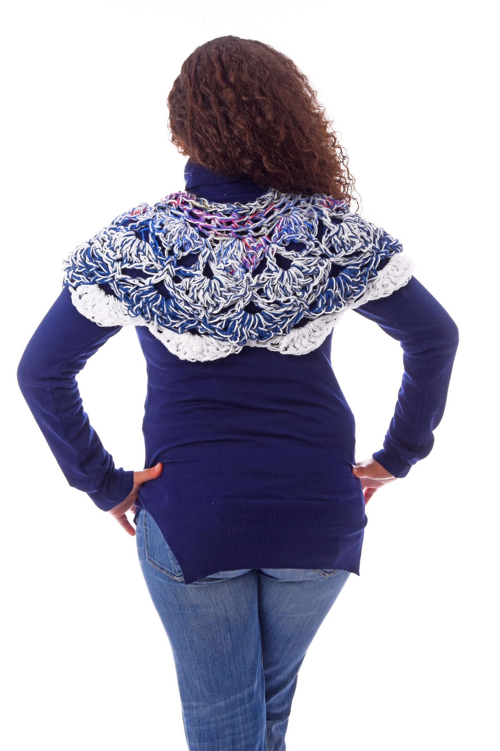 Wool  Capa Capelet  Poncho  Crochet Handmade - Image 4