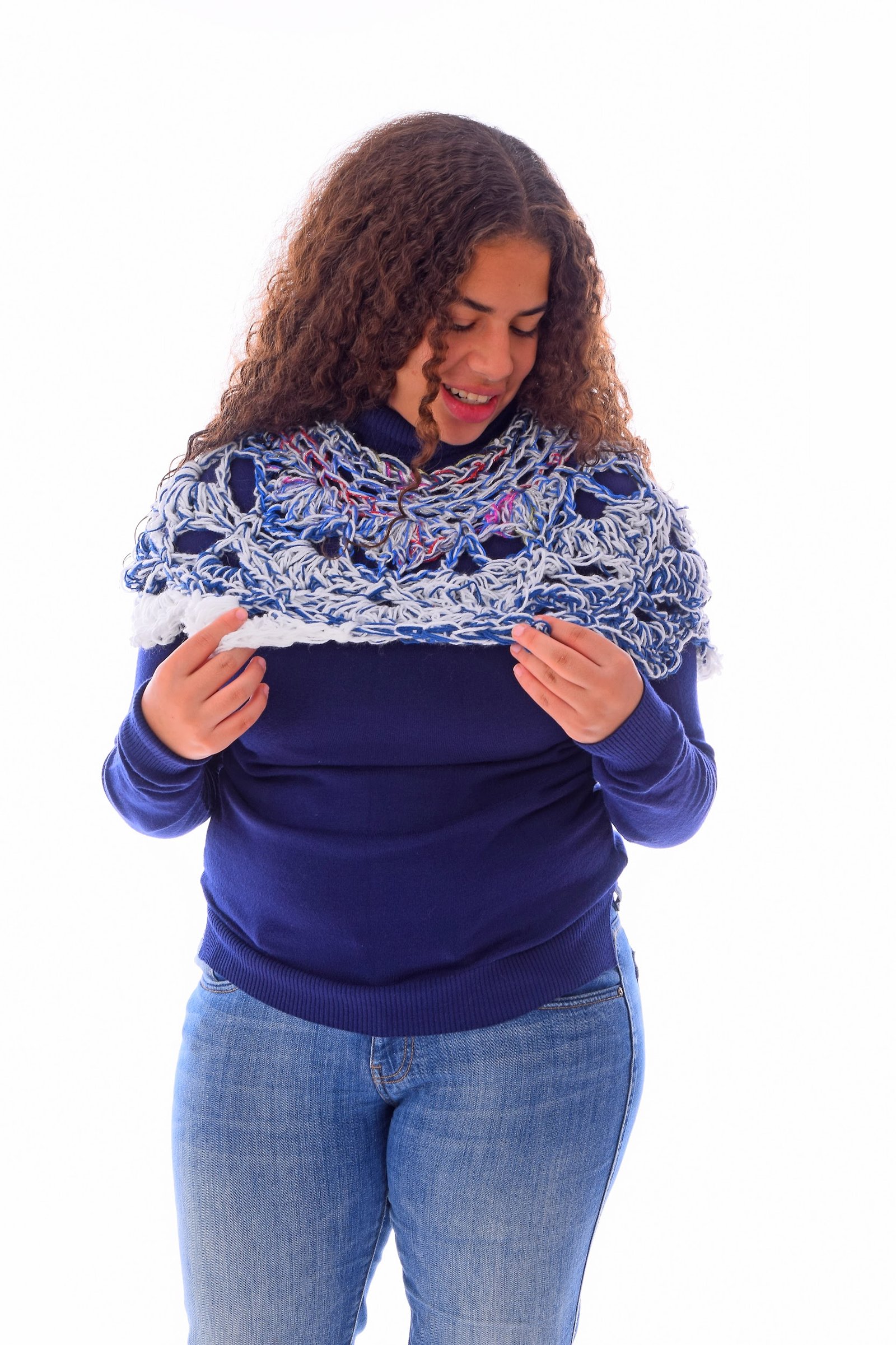 Wool  Capa Capelet  Poncho  Crochet Handmade - Image 5