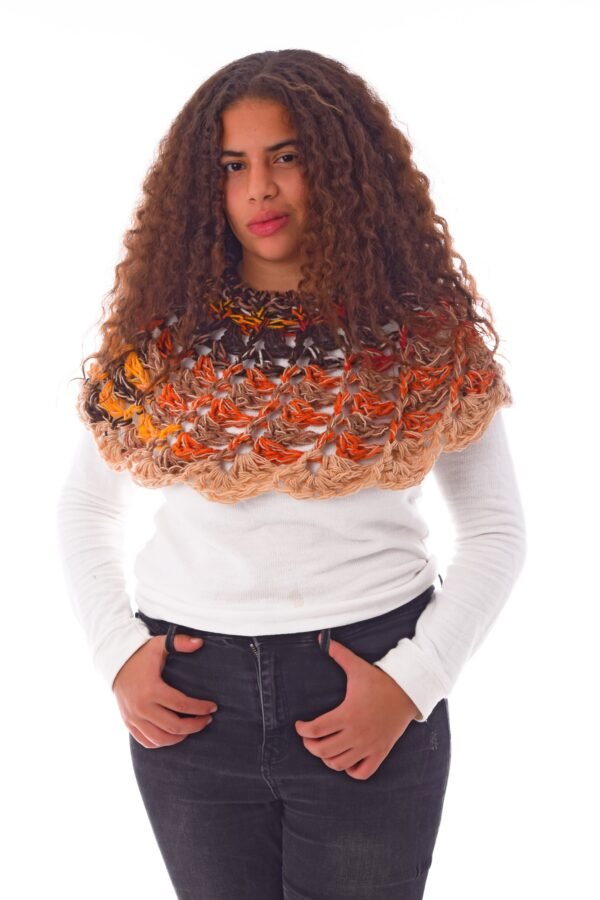 Wool  Capa Capelet  Poncho  Crochet Handmade