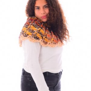 Wool  Capa Capelet  Poncho  Crochet Handmade - Image 2
