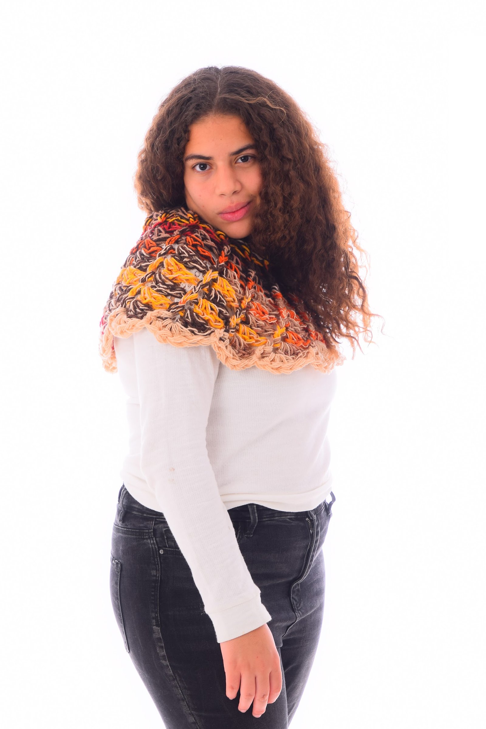 Wool  Capa Capelet  Poncho  Crochet Handmade - Image 2