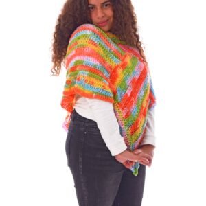 Wool Triangle Capa Capelet  Poncho Crochet Handmade - Image 2