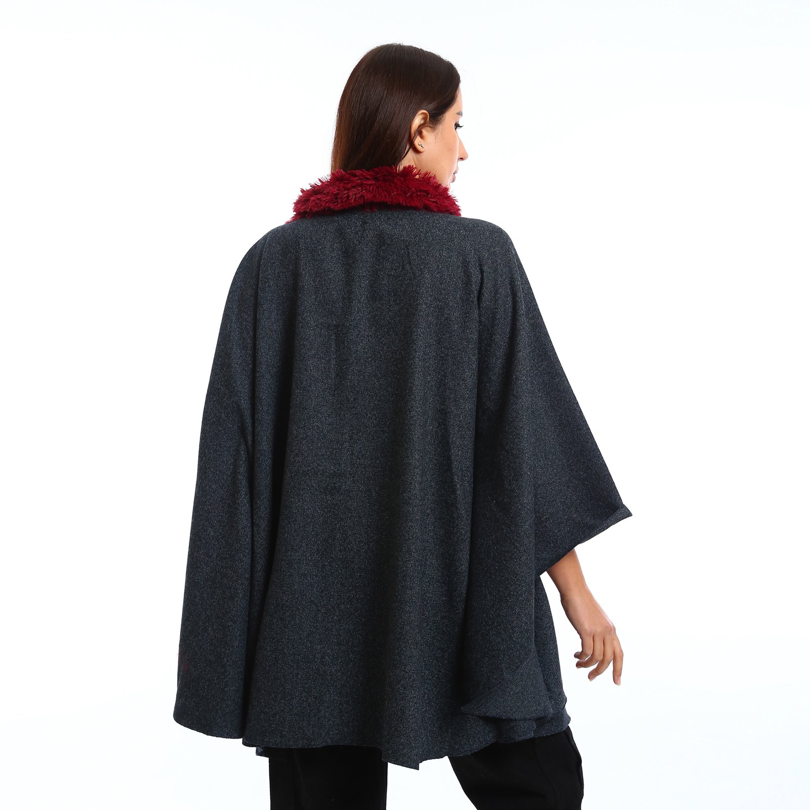 Elegant winter look featuring a Navy oversized Cap with wide sleeves, the deep burgundy faux-fur scarf adds warmth, texture and pocket patch - Image 4