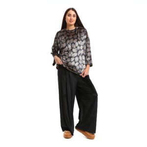 An elegant and luxurious look.. loose-fit,   Basic Sets a velvet  The fabric has a soft, Basic  Top with Normal-waisted, wide-leg pants - Image 3