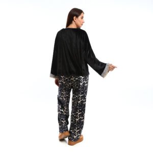 An elegant and luxurious look.. loose-fit,   Basic Sets a velvet  The fabric has a soft, plush texture with a subtle sheen - Image 4