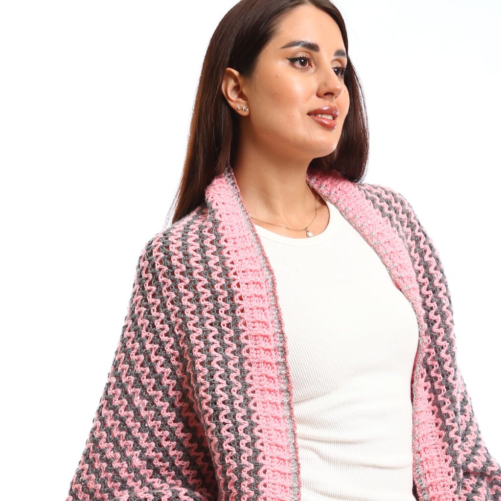 Chunky Crochet open-Front cardigan with a relaxed, oversized